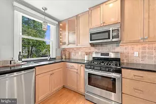 8053 Winston Rd, Philadelphia, PA 19118 - Photo 10
