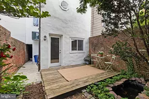1038 N Leithgow St, Philadelphia, PA 19123 - Photo 16
