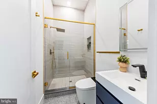 2506 E York St, Philadelphia, PA 19125 - Photo 28