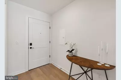 828 N 2nd Street #306, Philadelphia, PA 19123 - Photo 4
