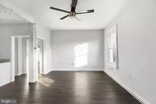 1735 W Oxford St, Philadelphia, PA 19121 - Photo 10