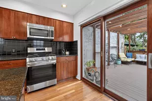 1405 N 2nd St, Philadelphia, PA 19122 - Photo 10