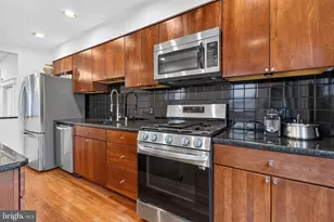 1405 N 2nd St, Philadelphia, PA 19122 - Photo 8