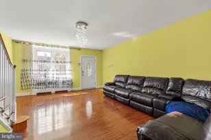 3329 Glenview St, Philadelphia, PA 19149 - Photo 8