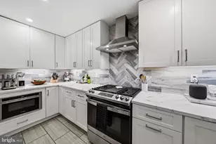 1711 Fitzwater St, Philadelphia, PA 19146 - Photo 16
