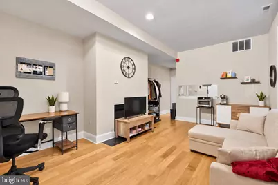 1716 Wallace Street #202, Philadelphia, PA 19130 - Photo 16