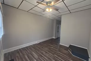 1660 Conklin St, Philadelphia, PA 19124 - Photo 2
