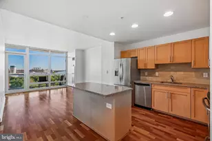 901 N Penn St, Philadelphia, PA 19123 - Photo 2