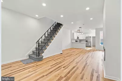 906 W Rockland Street, Philadelphia, PA 19141 - Photo 8