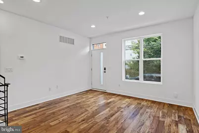 2242 N Howard Street, Philadelphia, PA 19133 - Photo 4