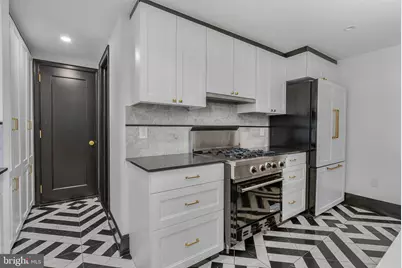 1901 Walnut Street #15A, Philadelphia, PA 19103 - Photo 10