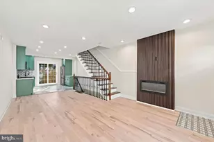 2437 S Reese St, Philadelphia, PA 19148 - Photo 2