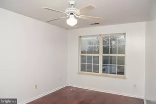 303 Laura Ln, Philadelphia, PA 19116 - Photo 18