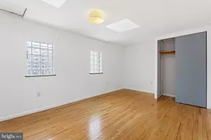 711 W Thompson St, Philadelphia, PA 19122 - Photo 30
