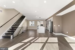 662 N 13th St, Philadelphia, PA 19123 - Photo 16