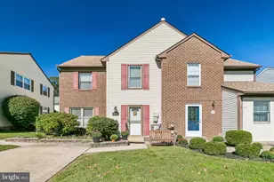 15054 Poquessing Creek Ln, Philadelphia, PA 19116 - Photo 2