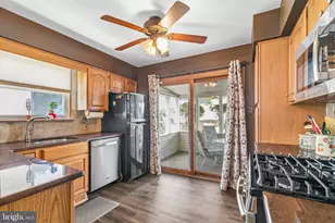 15054 Poquessing Creek Ln, Philadelphia, PA 19116 - Photo 18