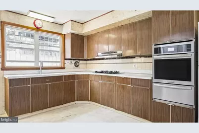 2141 S Hicks Street, Philadelphia, PA 19145 - Photo 6