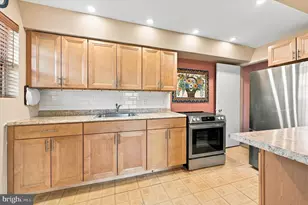 1537 N 11th St, Philadelphia, PA 19122 - Photo 6