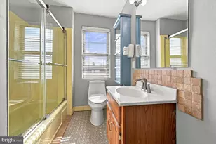 1537 N 11th St, Philadelphia, PA 19122 - Photo 14