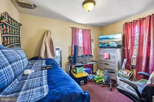 6651 Dorel St, Philadelphia, PA 19142 - Photo 14