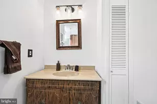2647 S Bouvier St, Philadelphia, PA 19145 - Photo 24