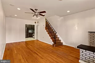 2442 S Lawrence St, Philadelphia, PA 19148 - Photo 6
