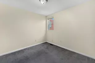 1409 E Weaver St, Philadelphia, PA 19150 - Photo 14