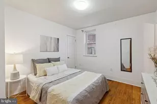 1305 Spruce St, Philadelphia, PA 19107 - Photo 18