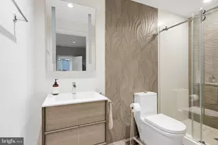 204 W Laurel St, Philadelphia, PA 19123 - Photo 46