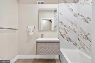 1031 S Fairhill St, Philadelphia, PA 19147 - Photo 24