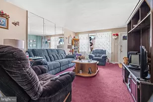 6251 Marsden St, Philadelphia, PA 19135 - Photo 4