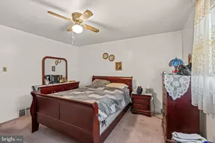 6251 Marsden St, Philadelphia, PA 19135 - Photo 22