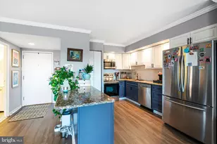 200 Lombard St, Philadelphia, PA 19147 - Photo 1