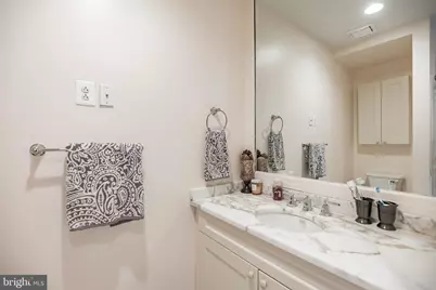 201 N 8th Street #405, Philadelphia, PA 19106 - Photo 22