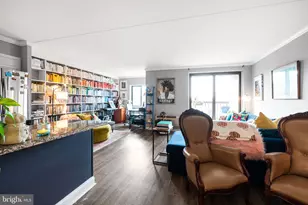 200 Lombard St, Philadelphia, PA 19147 - Photo 6
