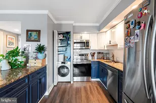 200 Lombard St, Philadelphia, PA 19147 - Photo 10