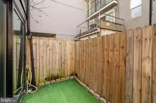 848 N Leithgow St, Philadelphia, PA 19123 - Photo 8