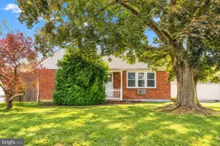 1443 Rhawn St, Philadelphia, PA 19111 - Photo 24