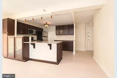 2201 Cherry Street #203, Philadelphia, PA 19103 - Photo 6