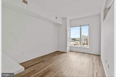 569 N 5th Street #921, Philadelphia, PA 19123 - Photo 6
