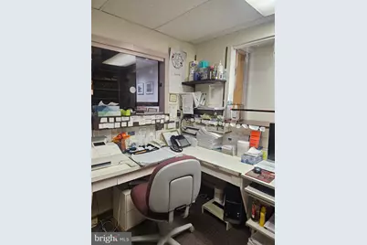 190 W Maplewood Avenue, Philadelphia, PA 19144 - Photo 26