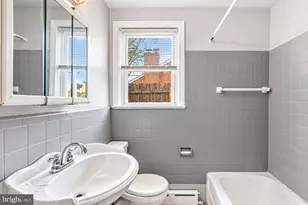 1443 Rhawn St, Philadelphia, PA 19111 - Photo 22