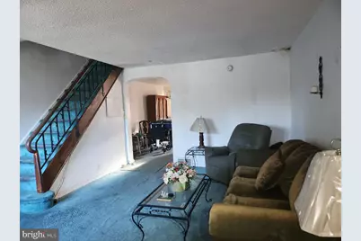 180 E Cheltenham Avenue, Philadelphia, PA 19120 - Photo 10