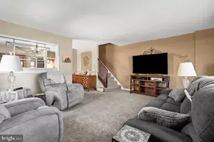 2047 Nester St, Philadelphia, PA 19115 - Photo 4