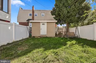 8949 Haven Pl, Philadelphia, PA 19152 - Photo 18
