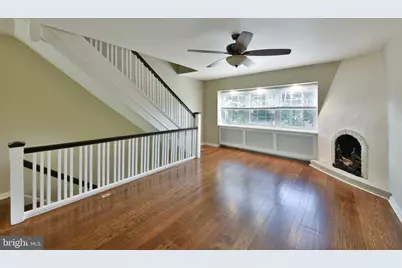 346 E Meehan Avenue, Philadelphia, PA 19119 - Photo 6