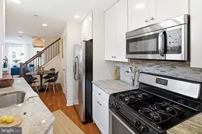 2015 Martha Street, Philadelphia, PA 19125 - Photo 10