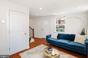 2015 Martha St, Philadelphia, PA 19125 - Photo 4