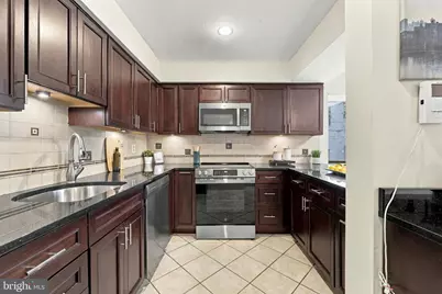 223 N 23rd Street, Philadelphia, PA 19103 - Photo 8